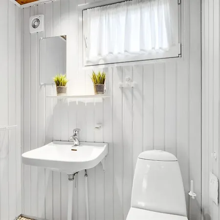 Feenja - 800m From The Sea By Interhome
